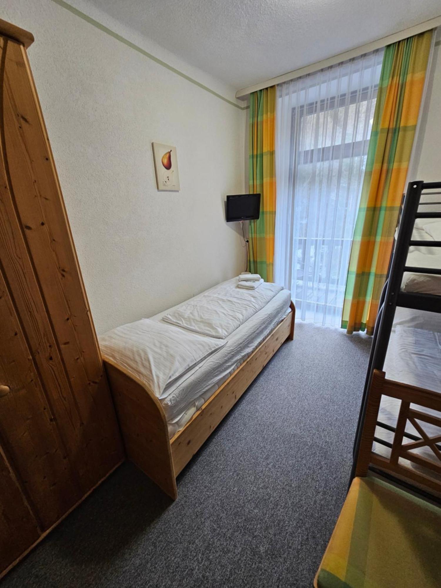 Kurhotel Renona Rehabilitation Semmering Δωμάτιο φωτογραφία